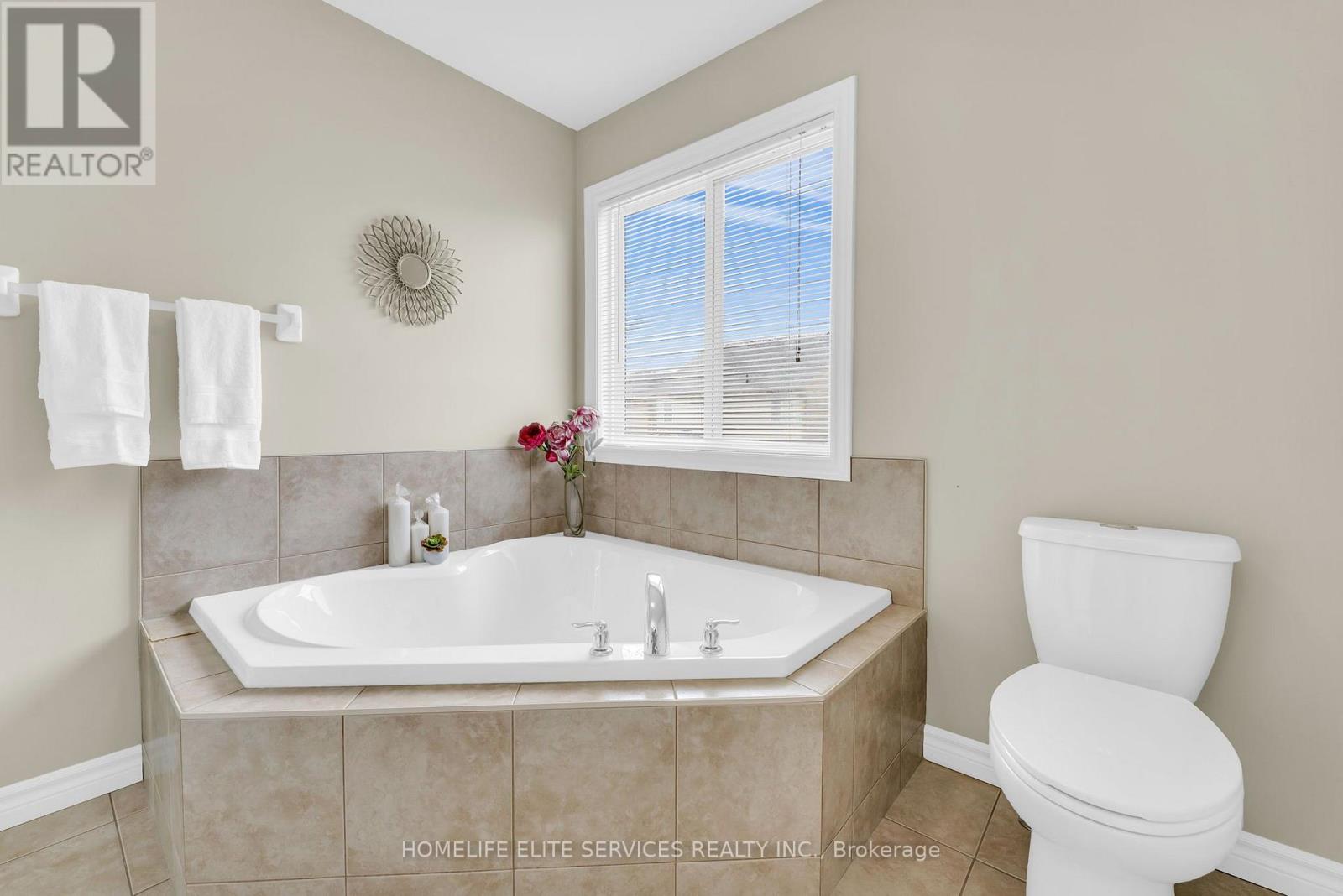 1185 Sandbar Street, London North, Ontario  N6G 0G6 - Photo 47 - X13794516