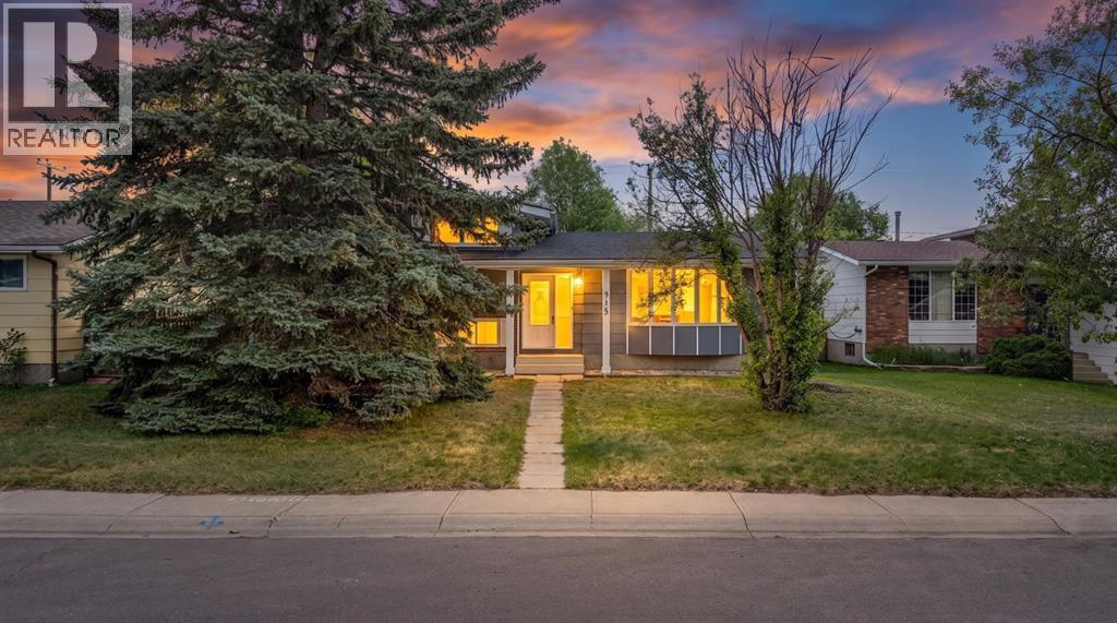 315 Thistle Way, Strathmore, Alberta  T1P 1C7 - Photo 1 - A2341795