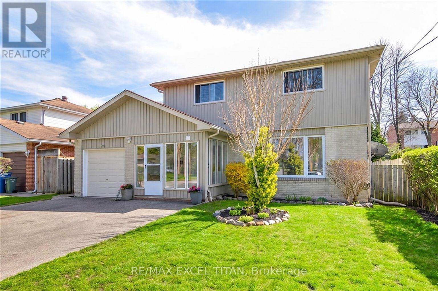 62 DELAWARE AVENUE, Guelph, Ontario