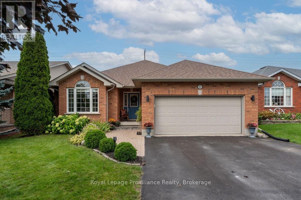 83 Gavey Street, Belleville (Thurlow Ward), Ontario  K8N 4Z5 - Photo 4 - X13800312