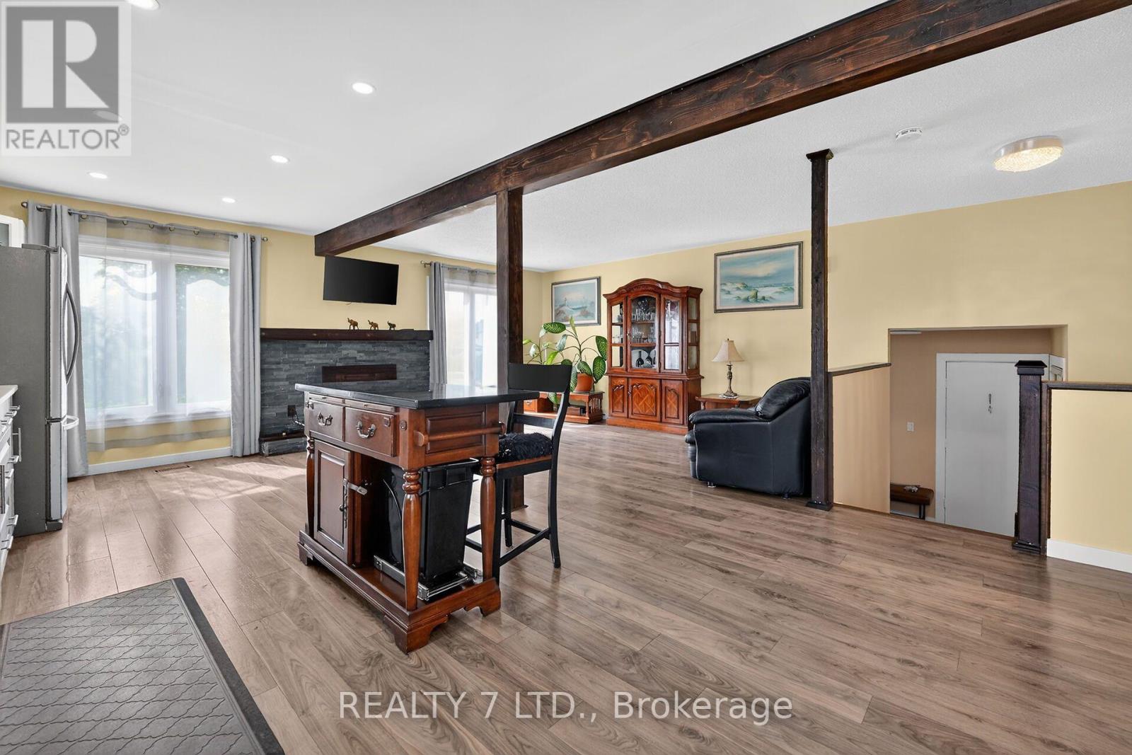 54 Cowan Drive, Thorold, Ontario  L2V 4Y9 - Photo 6 - X13800282