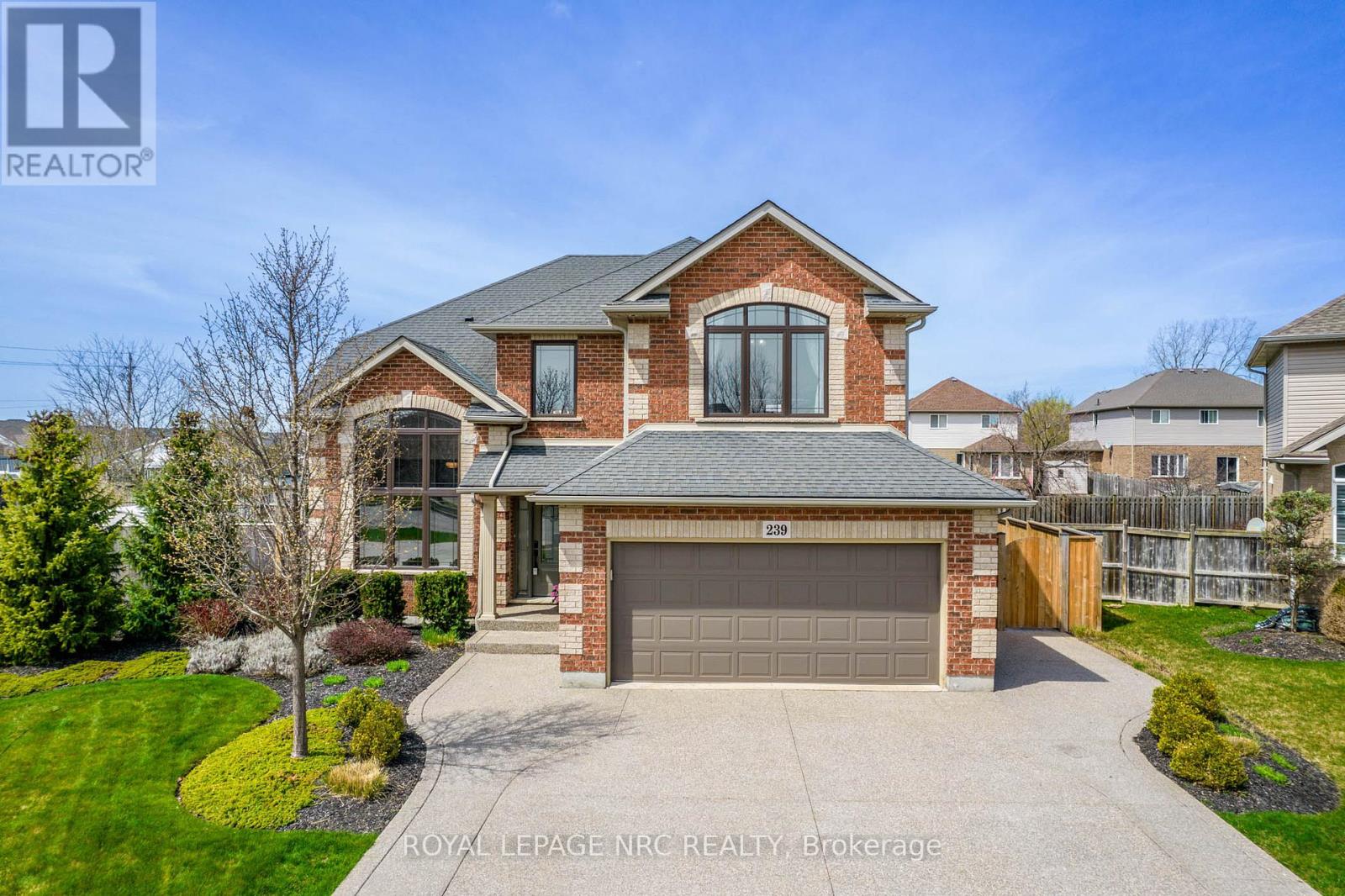239 Colbeck Drive, Welland, Ontario  L3C 7M3 - Photo 1 - X13800334