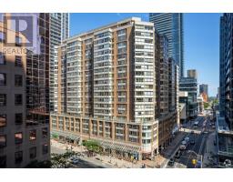 1505 - 717 BAY STREET, Toronto, Ontario
