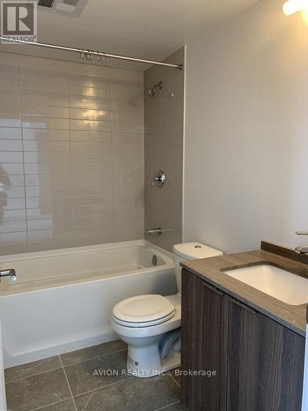 4013 - 11 Wellesley Street W, Toronto (Bay Street Corridor), Ontario  M4Y 1E8 - Photo 3 - C13800332
