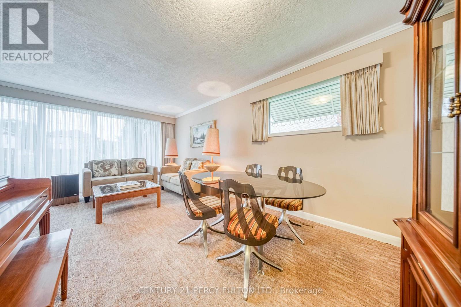 13 Graylee Avenue, Toronto, Ontario  M1J 1M5 - Photo 10 - E13800302
