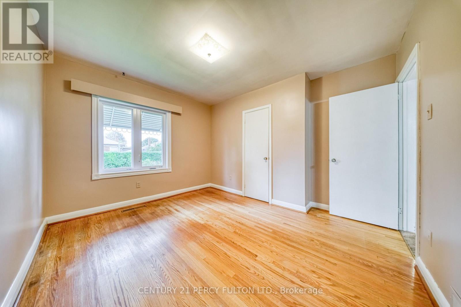 13 Graylee Avenue, Toronto, Ontario  M1J 1M5 - Photo 14 - E13800302