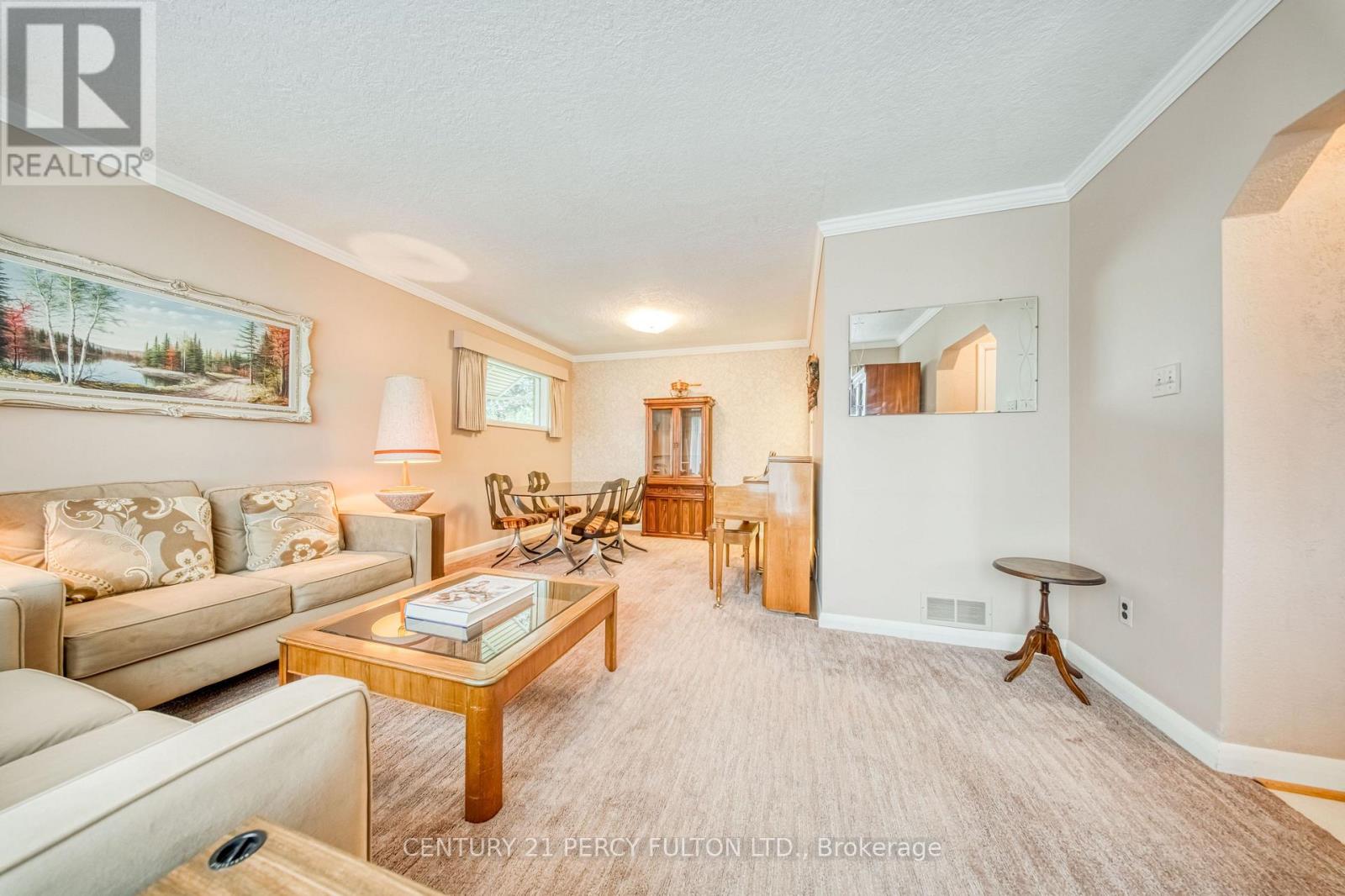 13 Graylee Avenue, Toronto, Ontario  M1J 1M5 - Photo 5 - E13800302