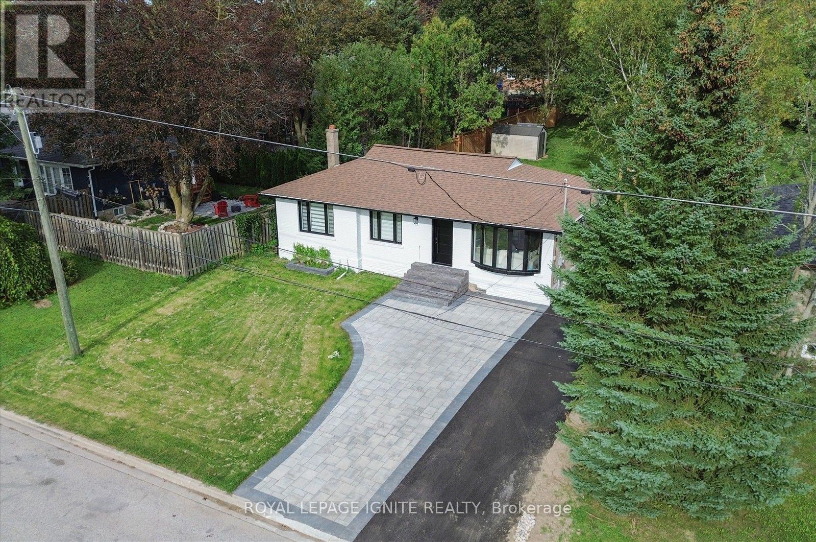 103 Baker Street, Whitchurch-Stouffville, Ontario  L4A 4X9 - Photo 2 - N13800272
