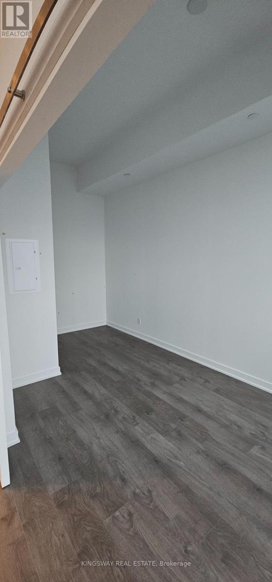 405 - 370 Martha Street, Burlington, Ontario  L7R 2P7 - Photo 21 - W13800270