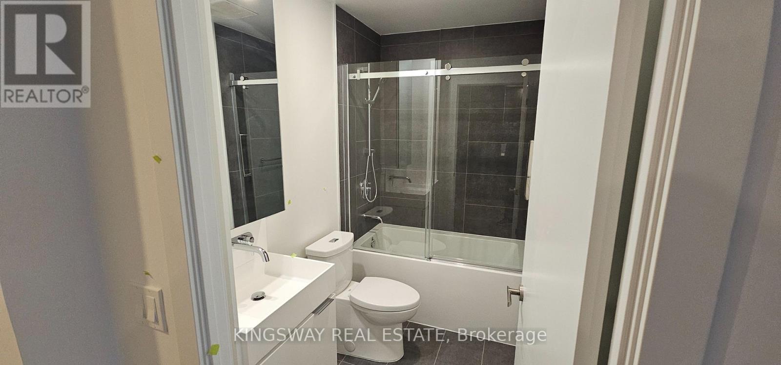 405 - 370 Martha Street, Burlington, Ontario  L7R 2P7 - Photo 23 - W13800270