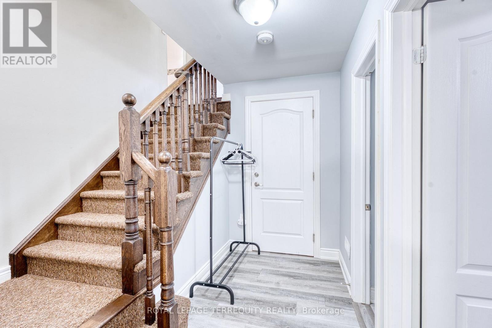 38 Rhapsody Crescent, Brampton, Ontario  L6P 4E8 - Photo 14 - W13800290