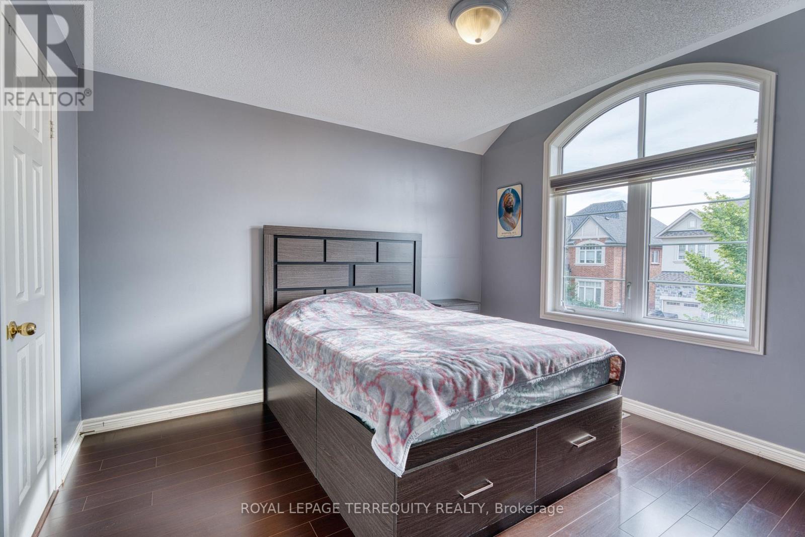 38 Rhapsody Crescent, Brampton, Ontario  L6P 4E8 - Photo 17 - W13800290