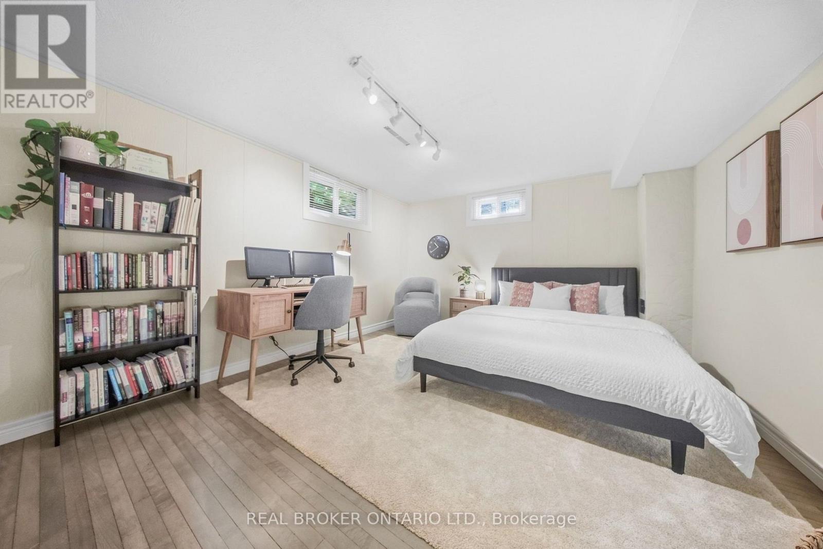 505 Enfield Road, Burlington, Ontario  L7T 2X5 - Photo 18 - W13800320