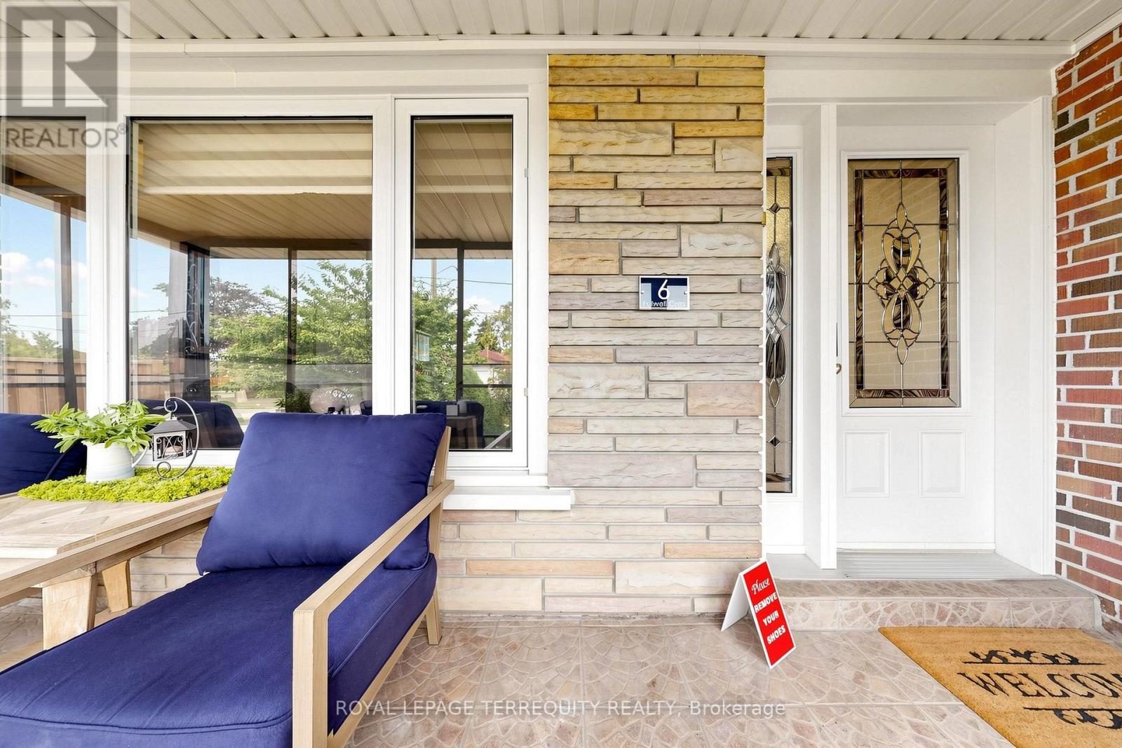 6 Fulwell Crescent, Toronto, Ontario  M3J 1Y3 - Photo 7 - W13800336