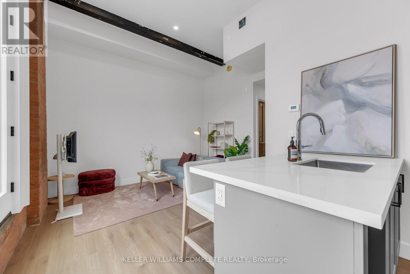 211 - 56 York Boulevard, Hamilton, Ontario  L8R 0A2 - Photo 6 - X13729806