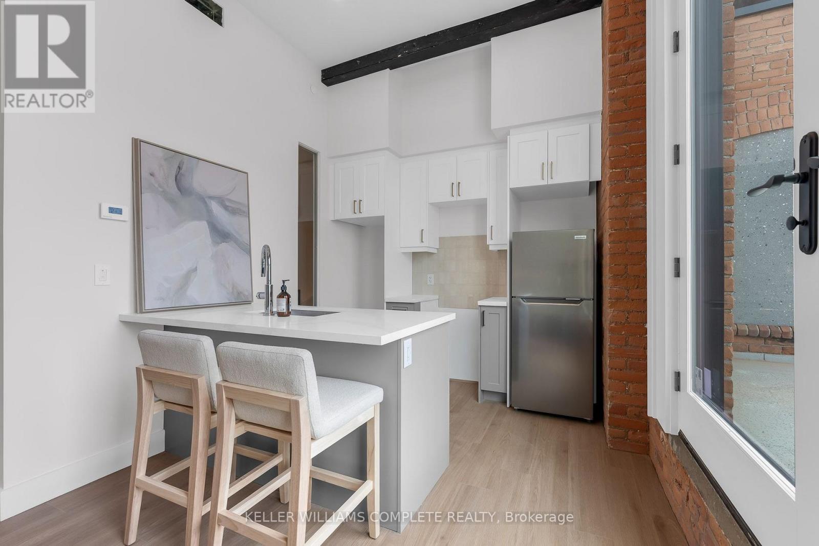 211 - 56 York Boulevard, Hamilton, Ontario  L8R 0A2 - Photo 5 - X13729806