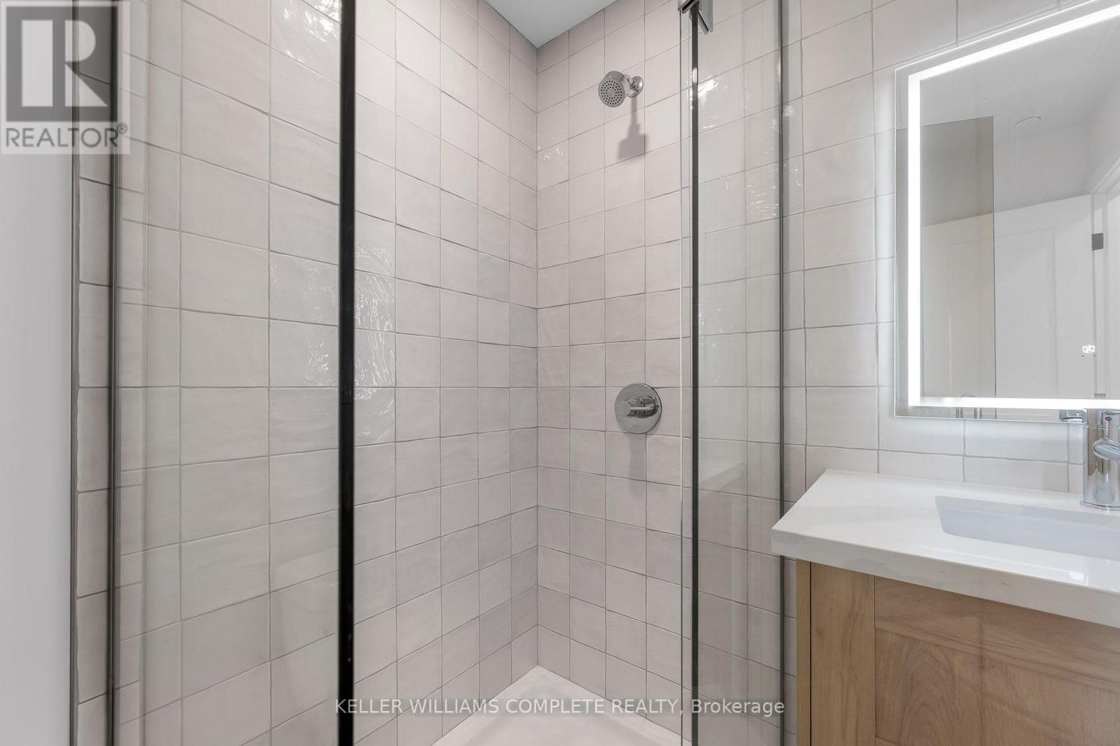 211 - 56 York Boulevard, Hamilton, Ontario  L8R 0A2 - Photo 13 - X13729806