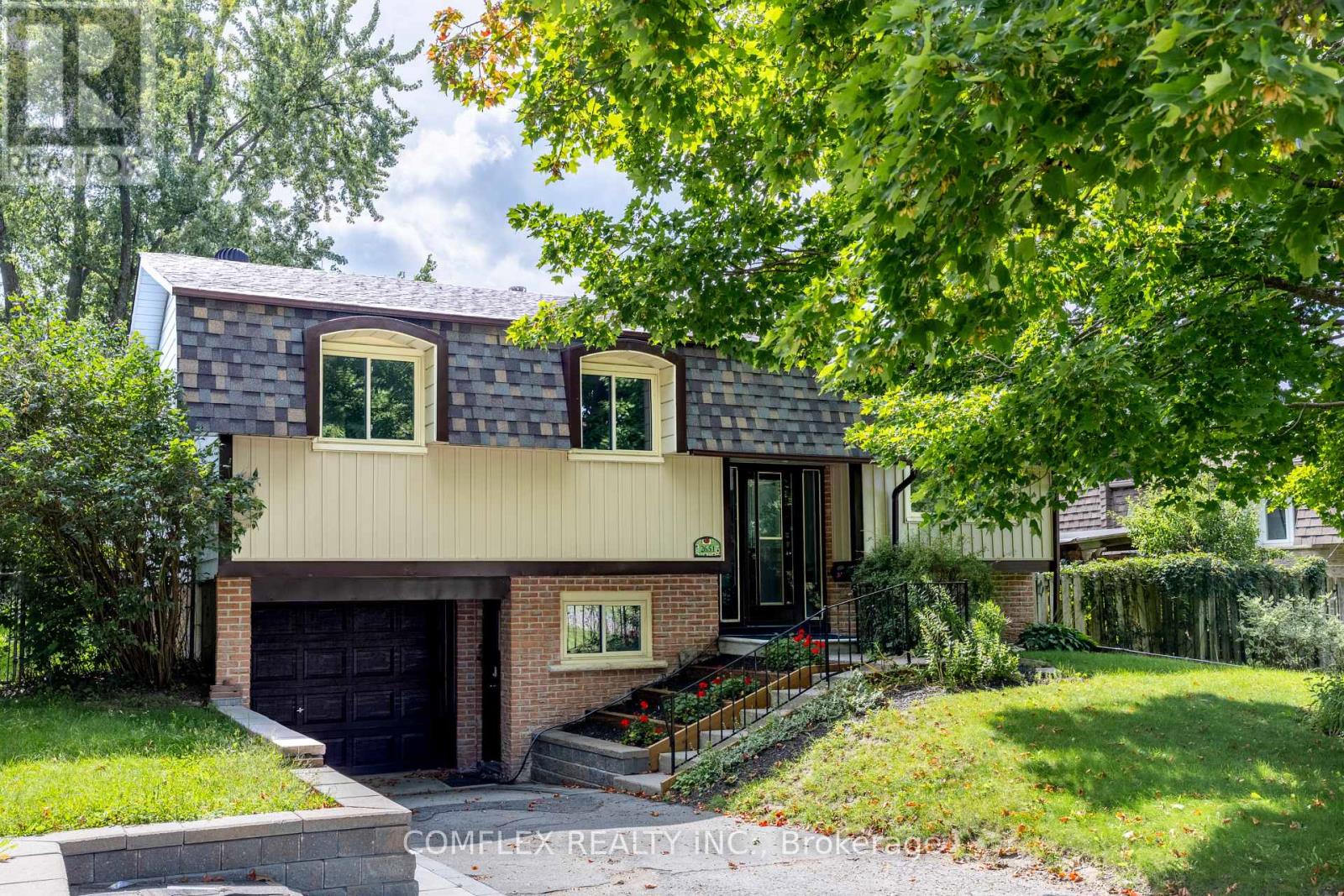 2651 MARSDALE DRIVE, Peterborough, Ontario