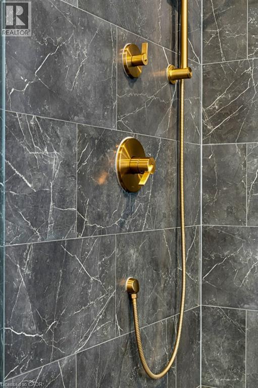 211 Ambrous Crescent, Guelph, Ontario  N1G 0G3 - Photo 26 - 40859482
