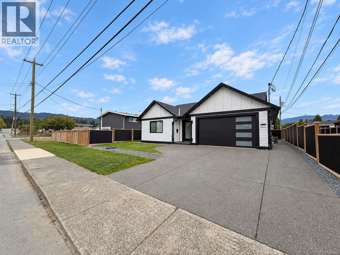 5255 Tebo Ave, Port Alberni, British Columbia V9Y 6A2 - Photo 3 - 1048421