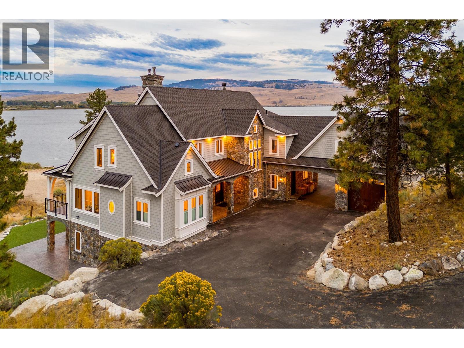 6688 Monck Park Road, Merritt, British Columbia  V1K 0A1 - Photo 2 - 10394947