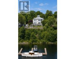 346 PICTON MAIN STREET, Prince Edward County, Ontario