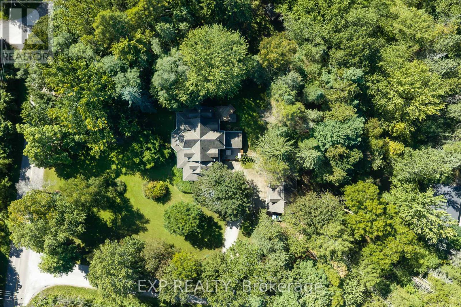 1110 Centre Street, Pelham, Ontario  L0S 1C0 - Photo 34 - X13800354