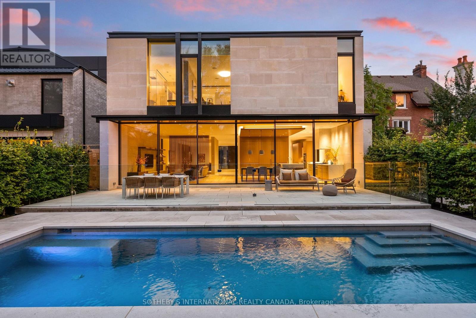 50 TEDDINGTON PARK AVENUE, Toronto, Ontario