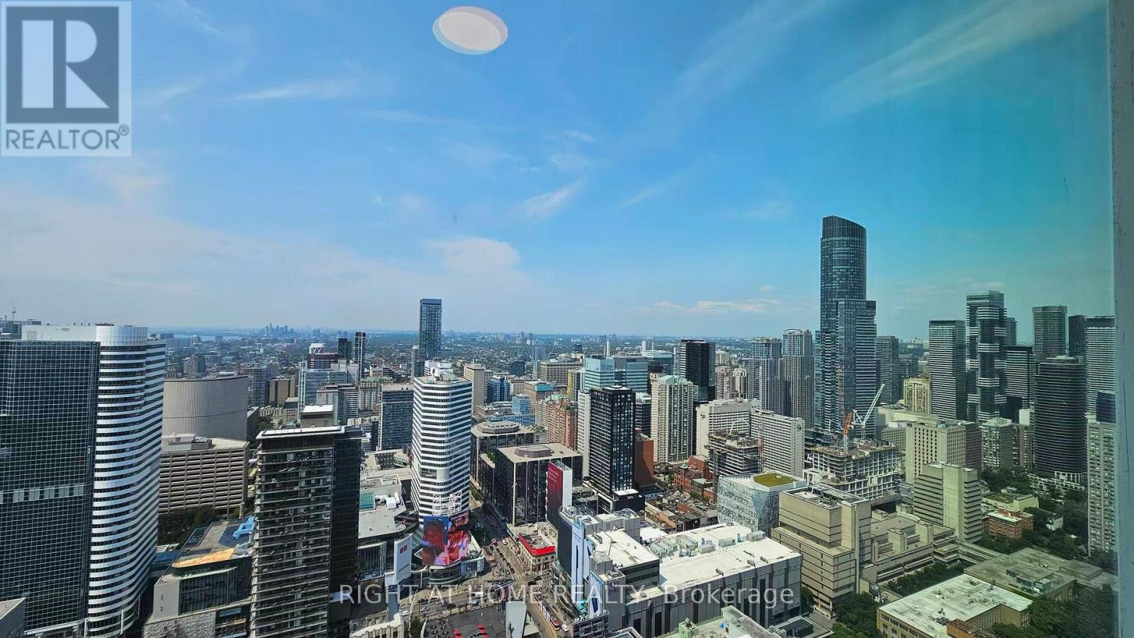 Lph01 - 252 Church Street, Toronto, Ontario  M5B 0E6 - Photo 14 - C13763852
