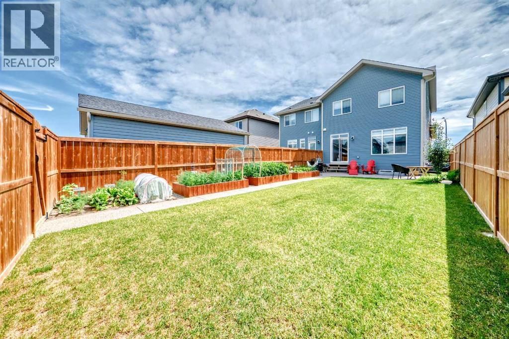 131 Heartland Street, Cochrane, Alberta  T4C 2P8 - Photo 30 - A2345235