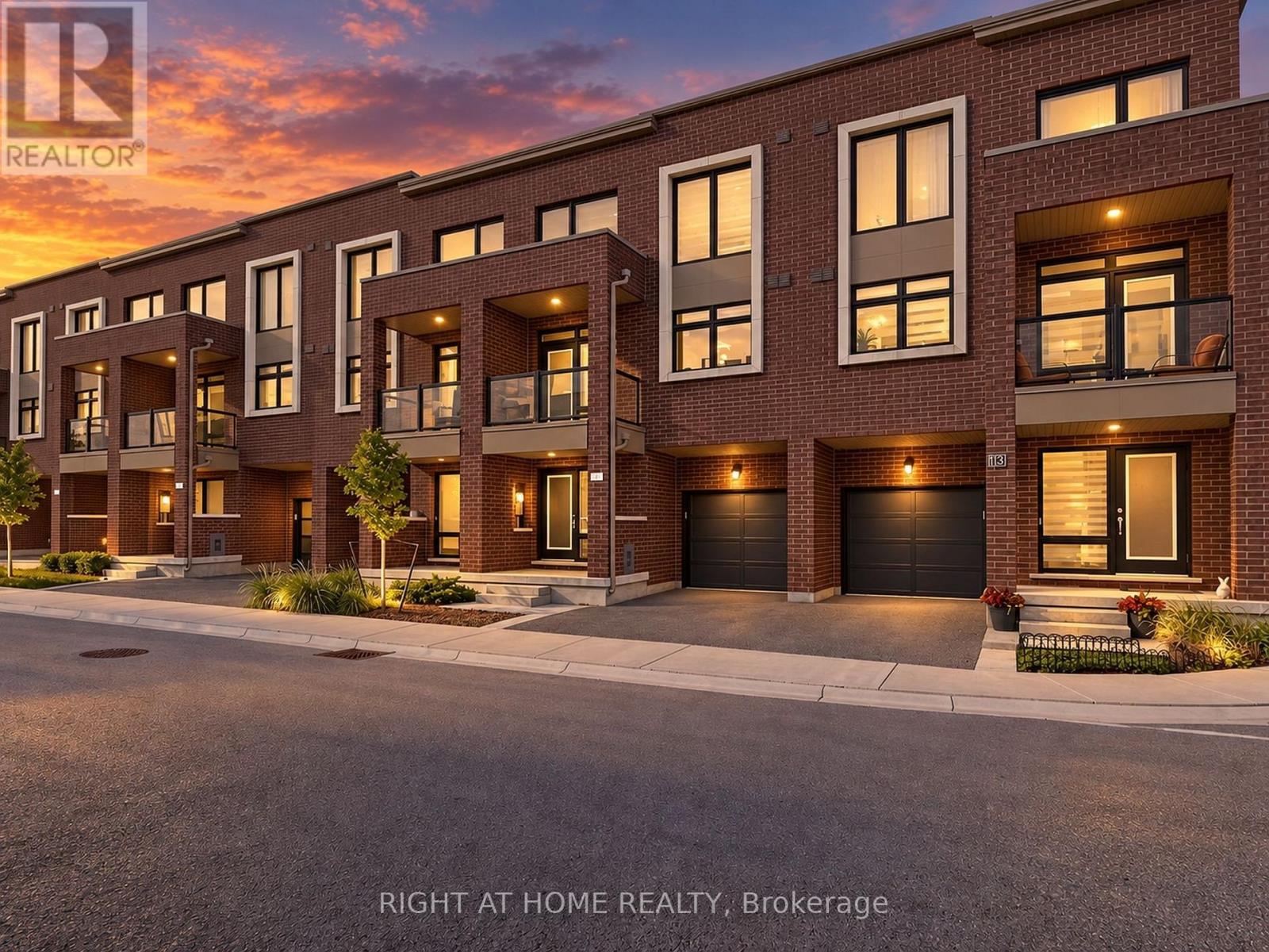 23 MONEYPENNY PLACE, Vaughan, Ontario