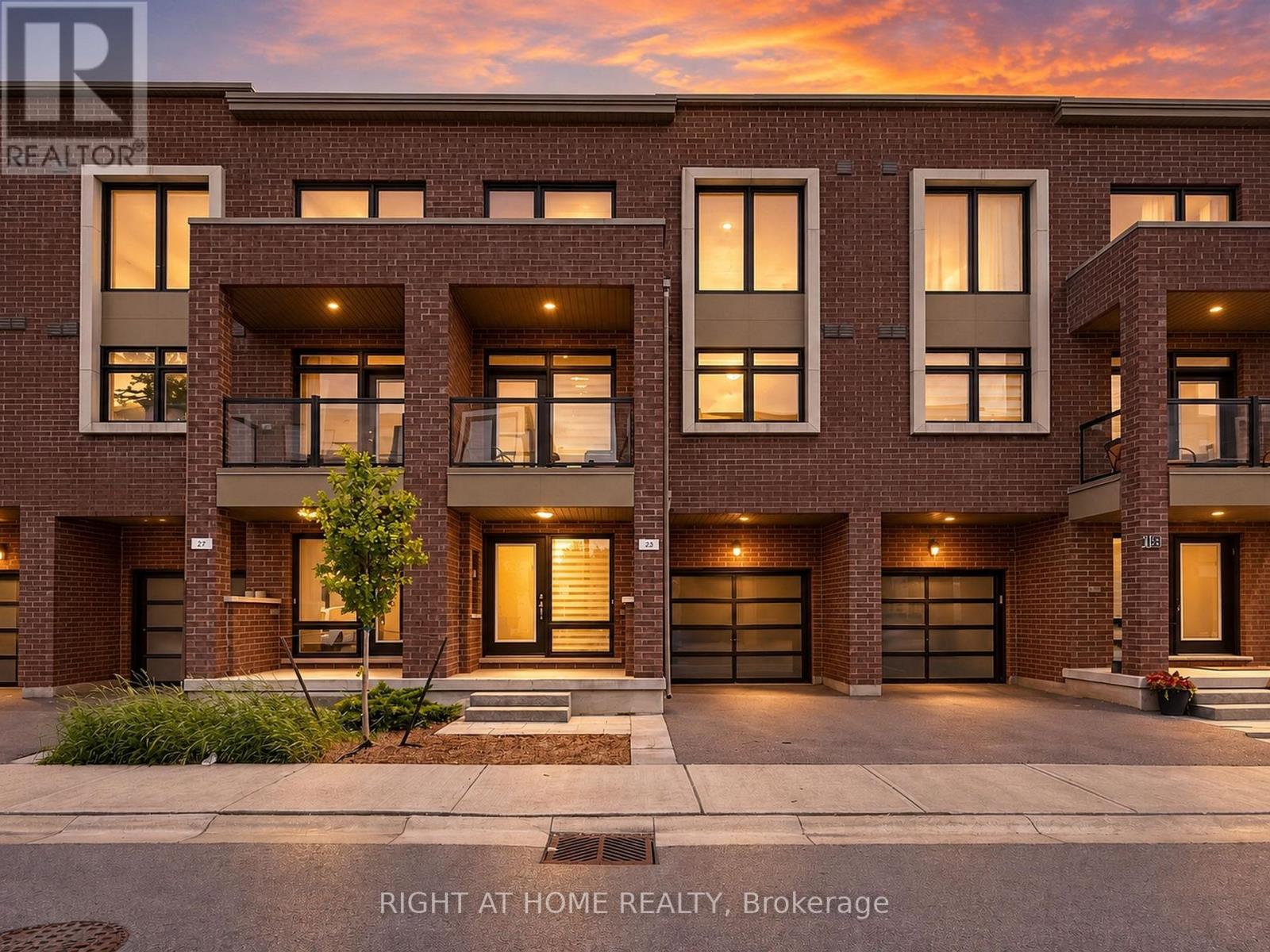 23 Moneypenny Place, Vaughan, Ontario  L4J 0K9 - Photo 4 - N13764018