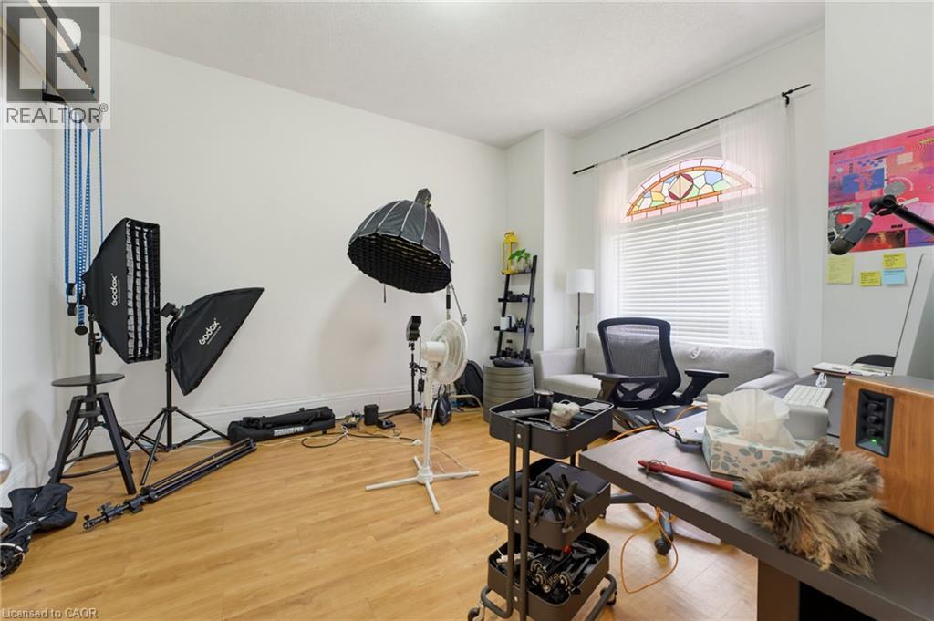 113 Wentworth Street S, Hamilton, Ontario  L8N 2Y6 - Photo 32 - 40864133