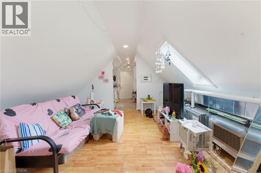113 Wentworth Street S, Hamilton, Ontario  L8N 2Y6 - Photo 41 - 40864133