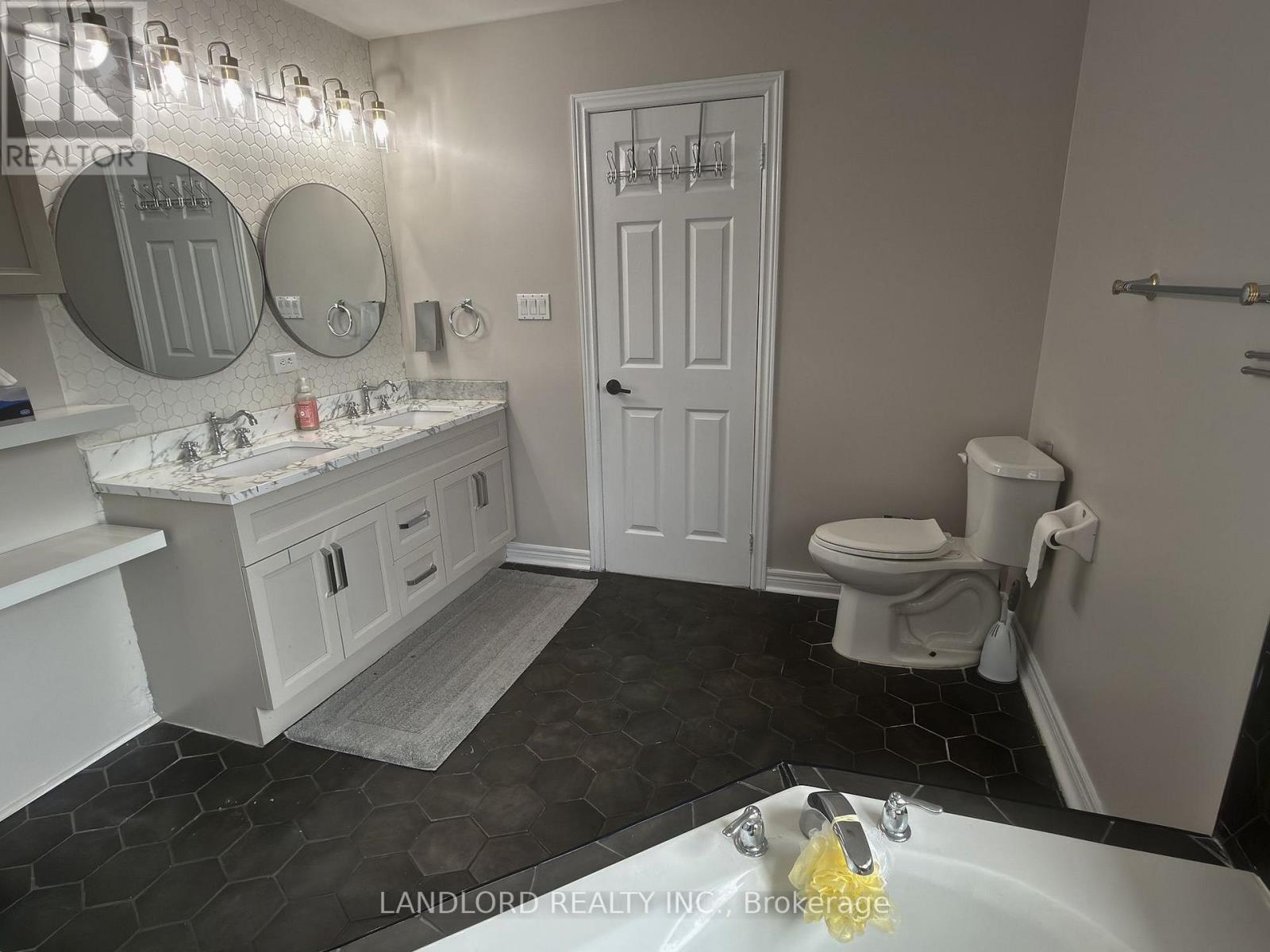 12 Cricket Mews, Toronto (Rouge), Ontario  M1X 2E3 - Photo 14 - E13800382