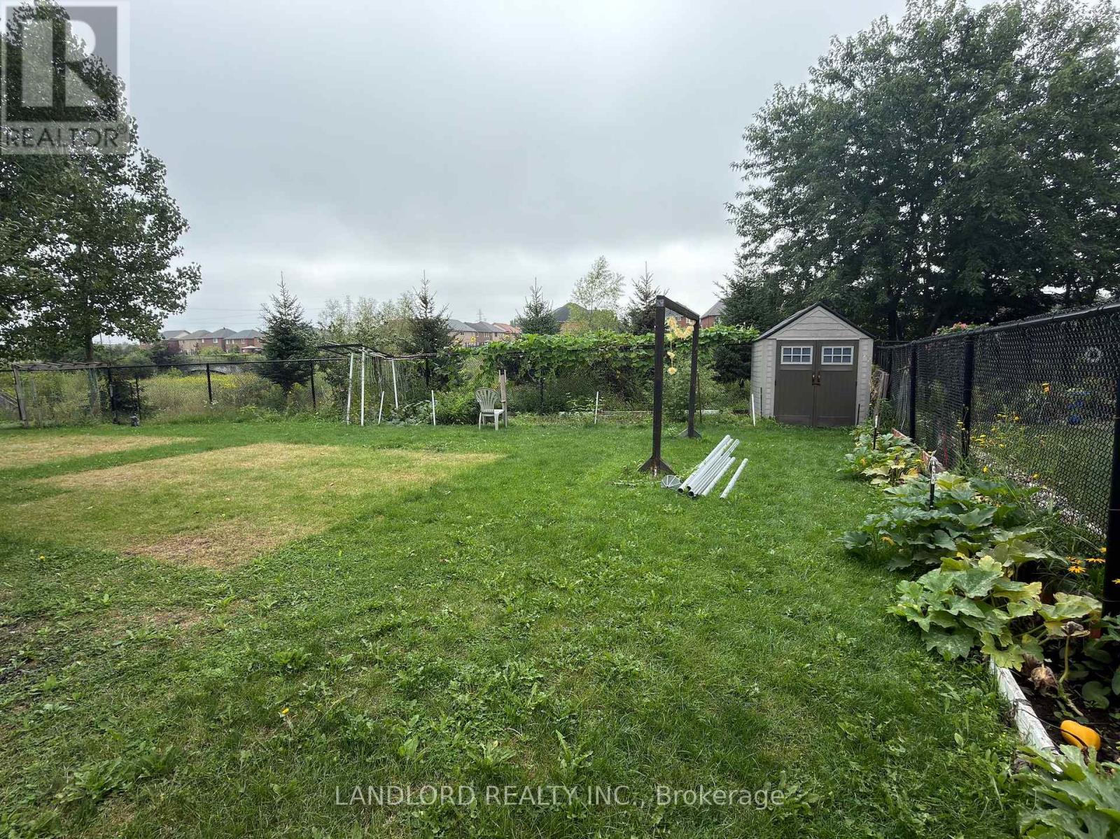 12 Cricket Mews, Toronto (Rouge), Ontario  M1X 2E3 - Photo 32 - E13800382