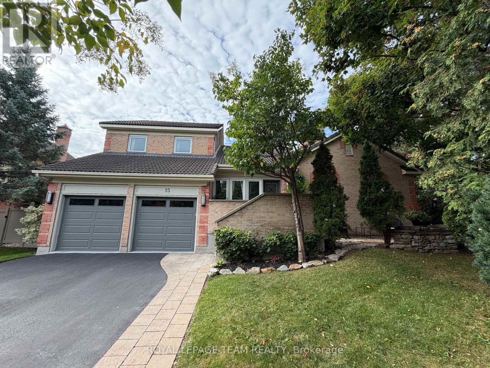 15 KINTAIL COURT, Ottawa, Ontario