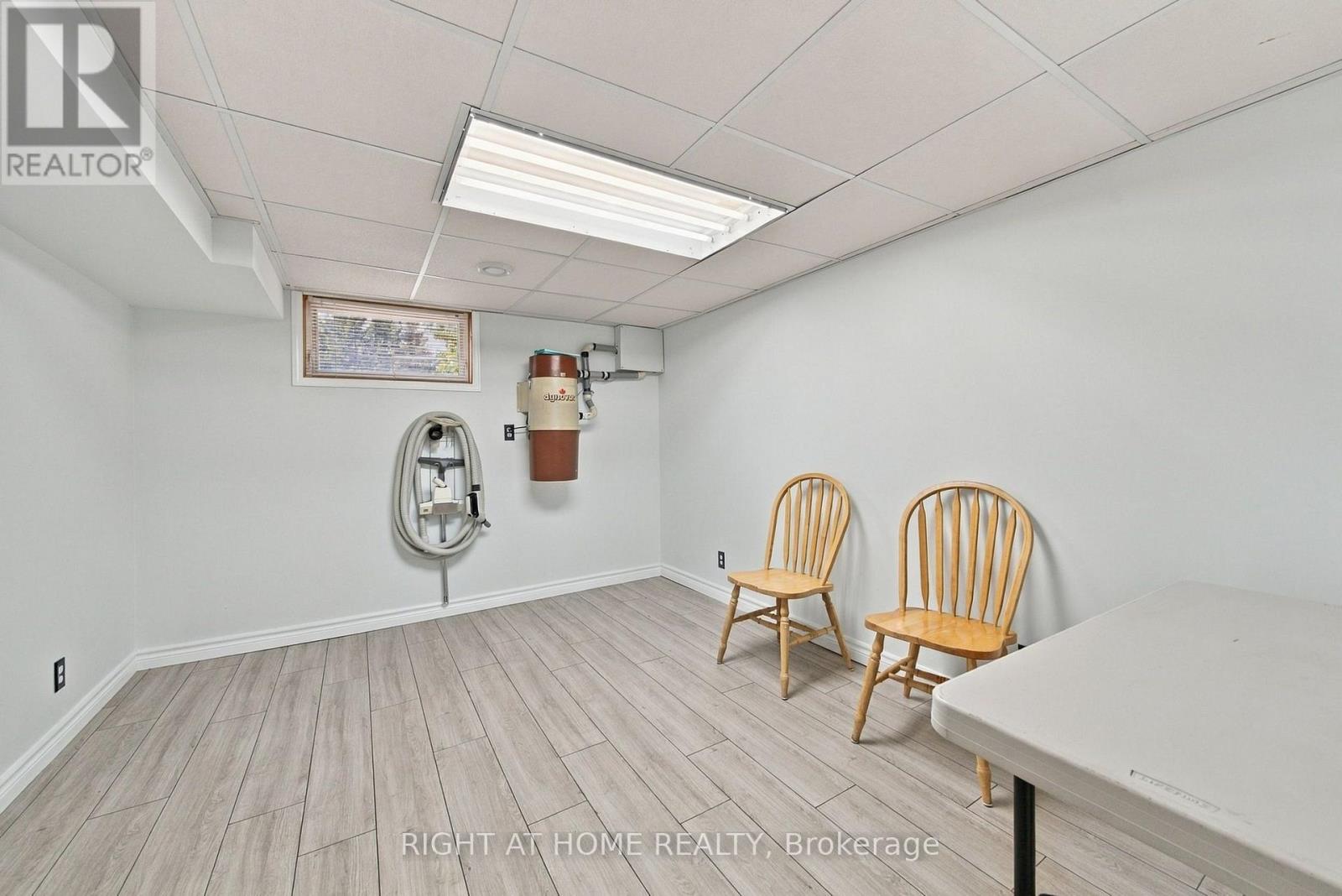 1013 Tay Point Road, Penetanguishene, Ontario  L9M 2C6 - Photo 21 - S13800392