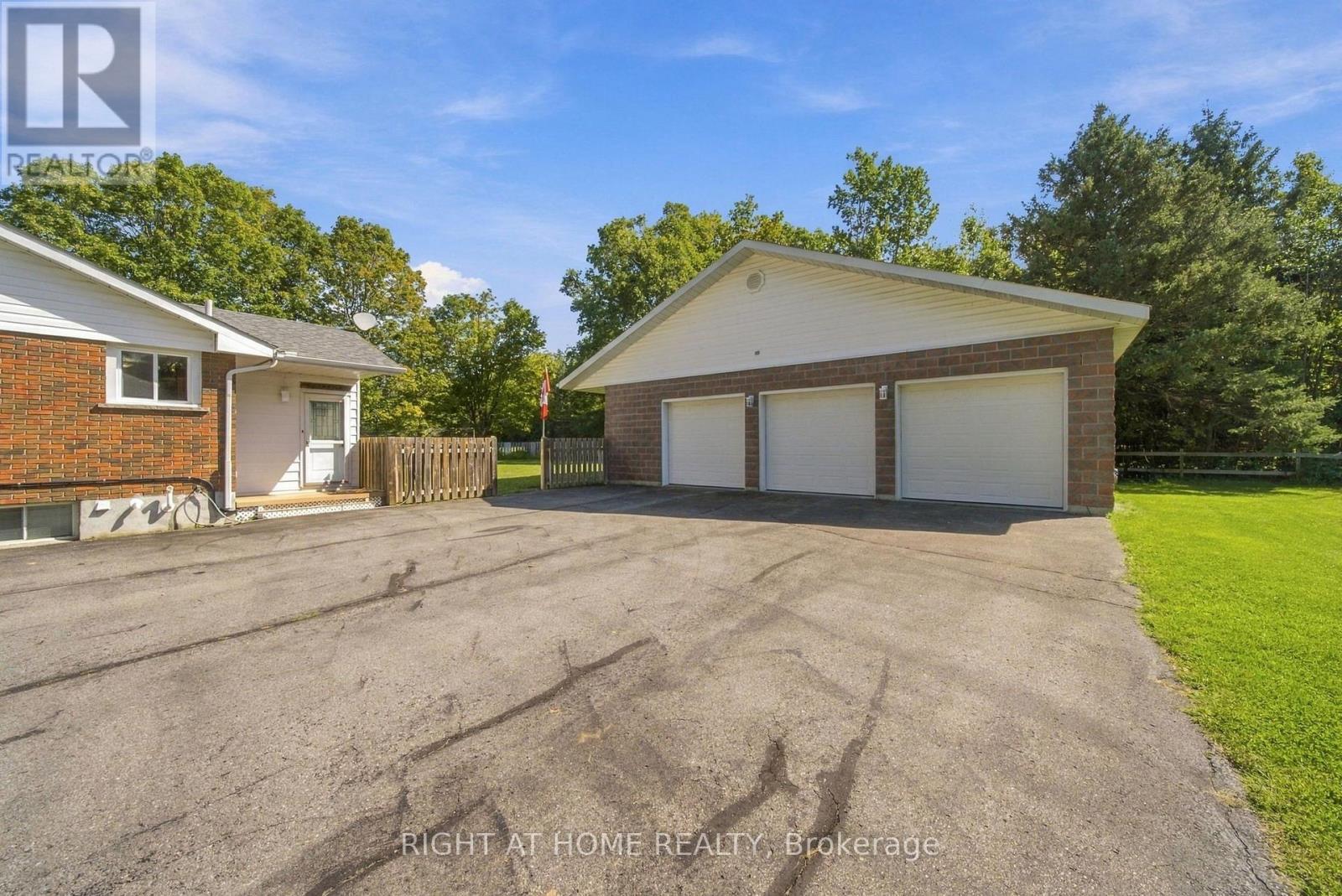 1013 Tay Point Road, Penetanguishene, Ontario  L9M 2C6 - Photo 29 - S13800392