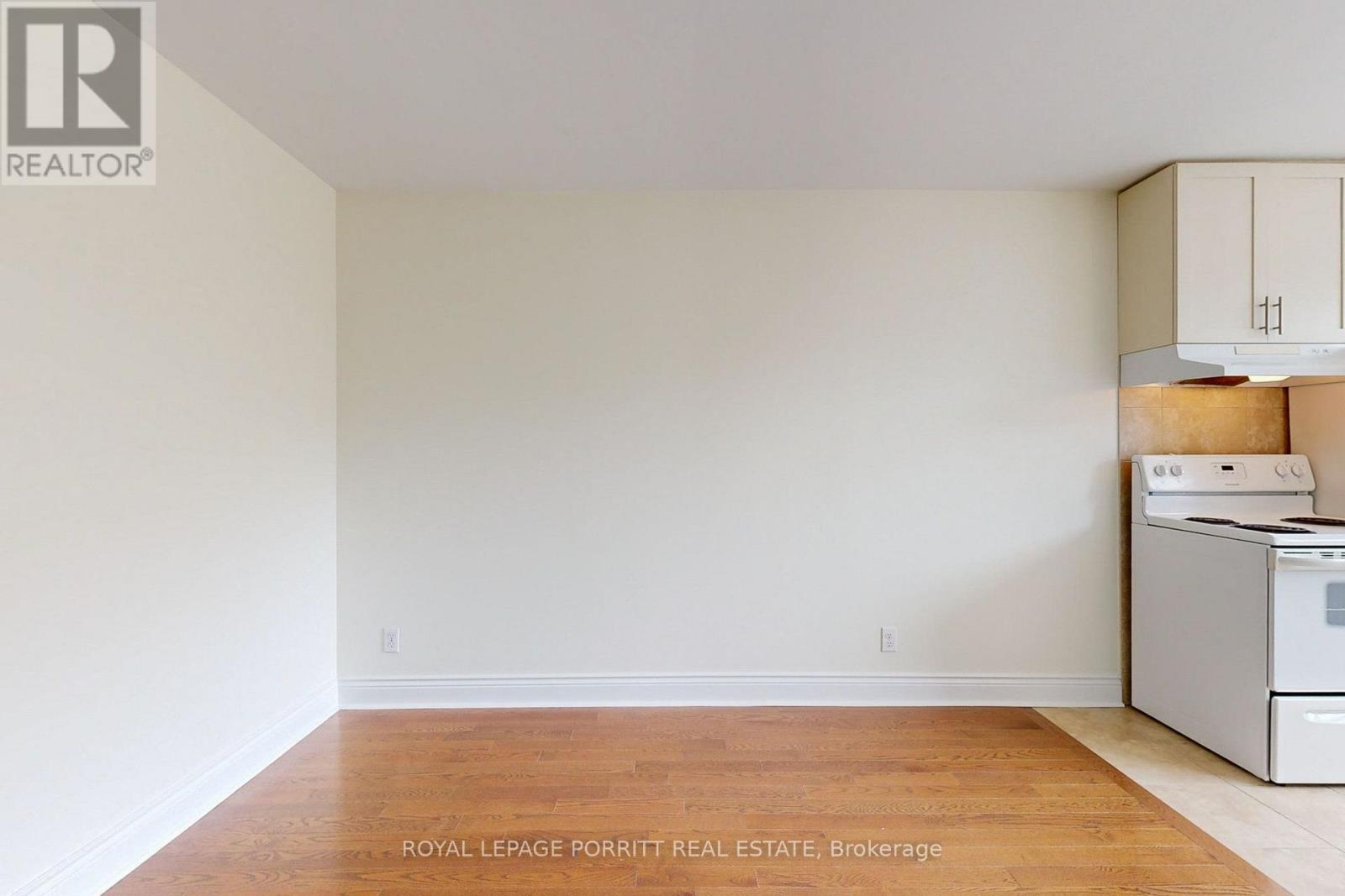 6 - 3511 Lake Shore Boulevard W, Toronto, Ontario  M8W 1N5 - Photo 7 - W13800398