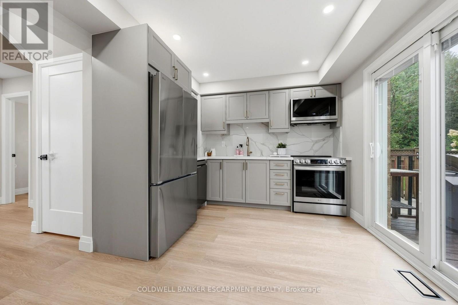 23 Lasby Lane, Halton Hills, Ontario  L7J 2W9 - Photo 21 - W13800416