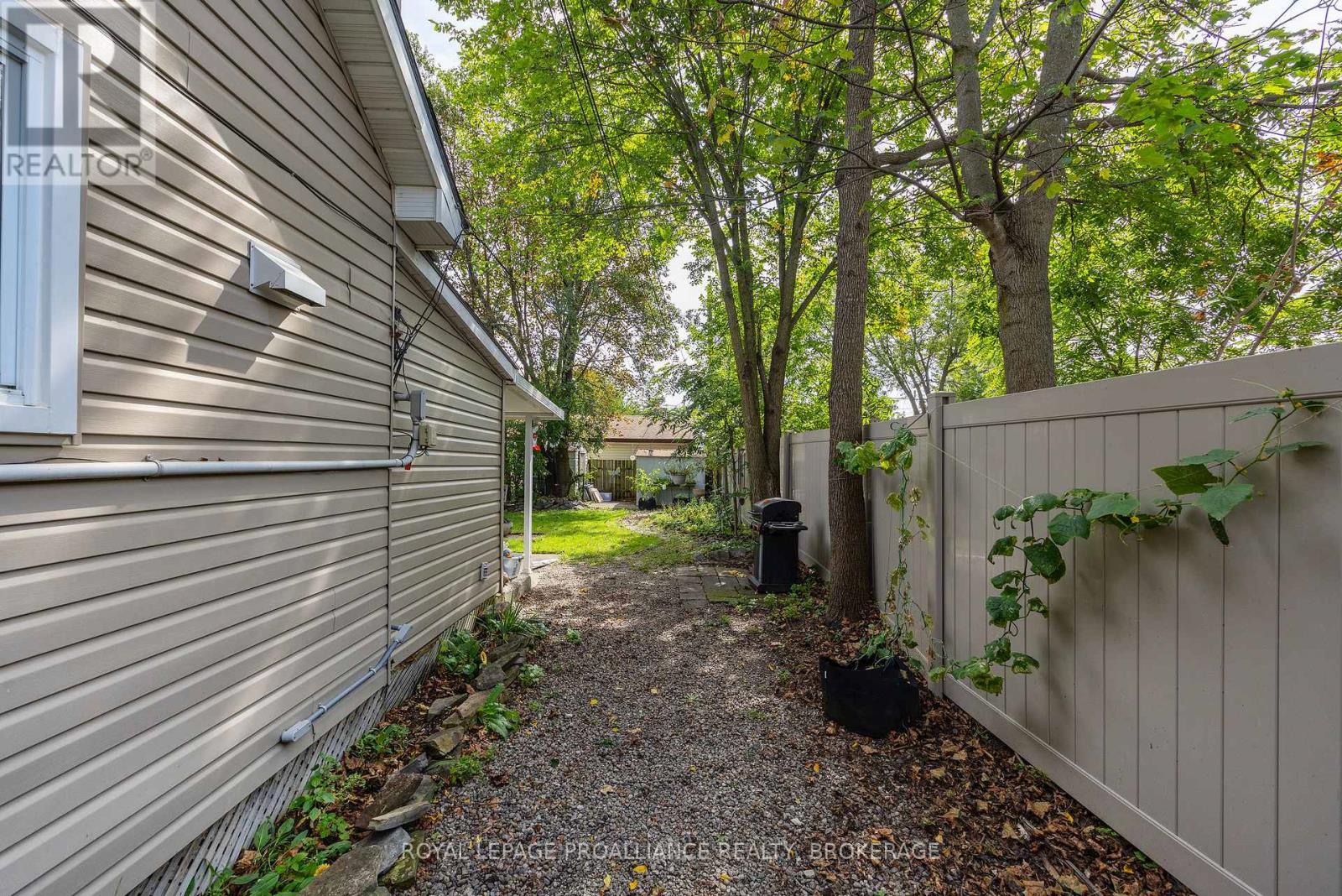 2 Dunkirk Avenue, Kingston, Ontario  K7K 2H4 - Photo 29 - X13797734