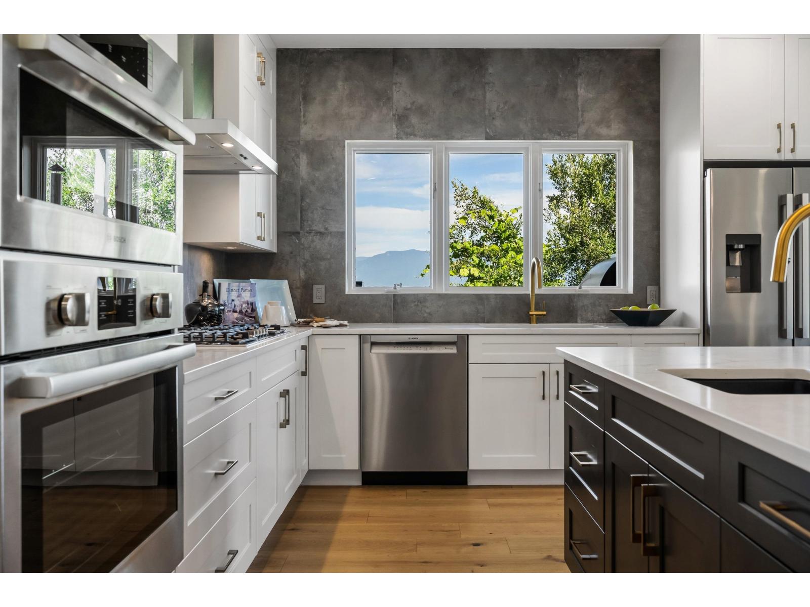 43619 Bracken Drive, Chilliwack Mountain, Chilliwack, British Columbia  V2R 4A4 - Photo 16 - R3163139