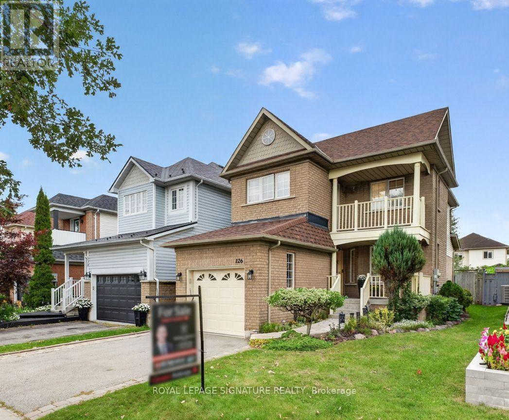 126 WHITBY SHORES GREENWAY, Whitby, Ontario