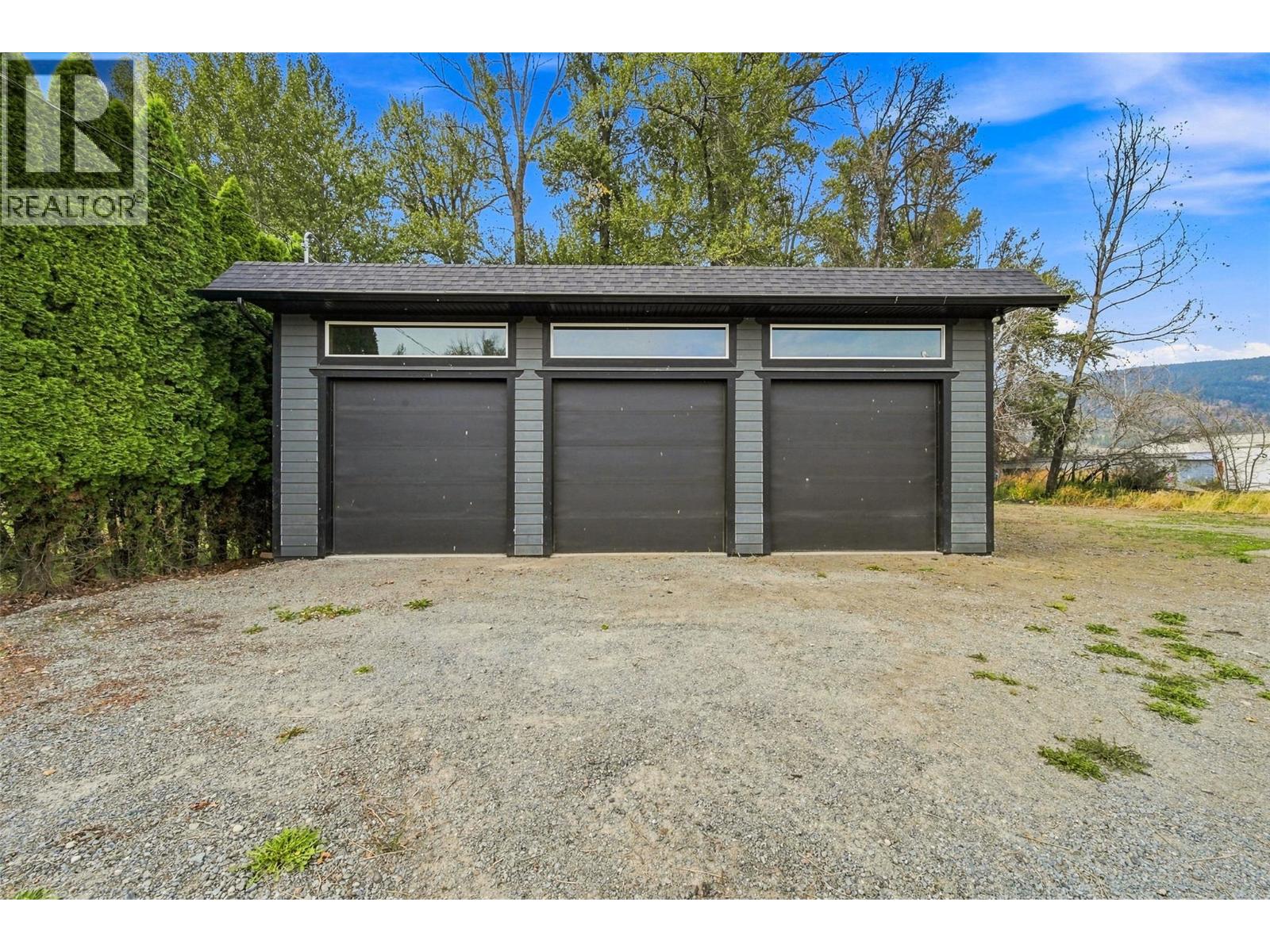 1401 Chapman Street photo 58
