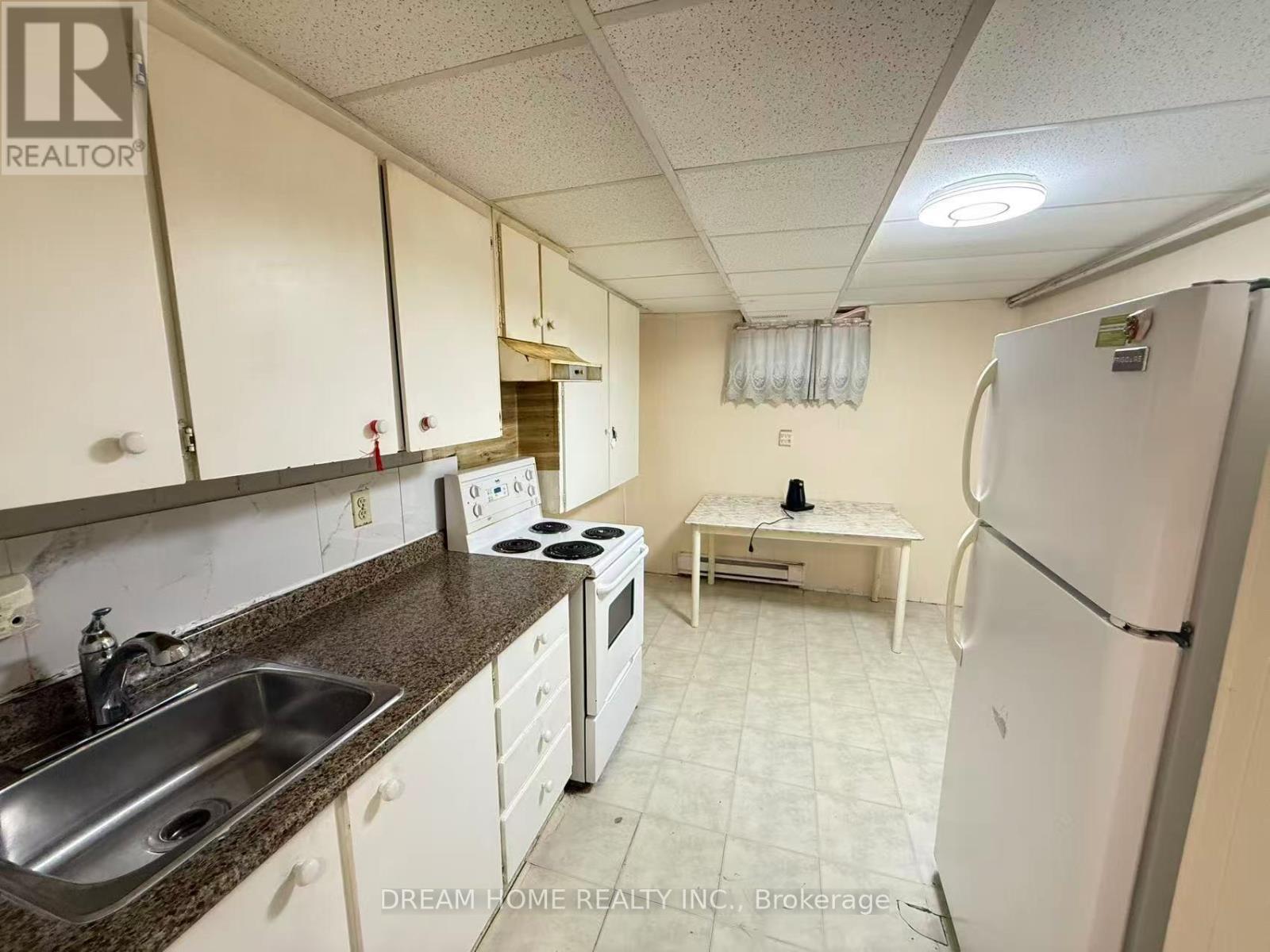 92 Rainier Square, Toronto, Ontario  M1T 3A2 - Photo 6 - E13775784