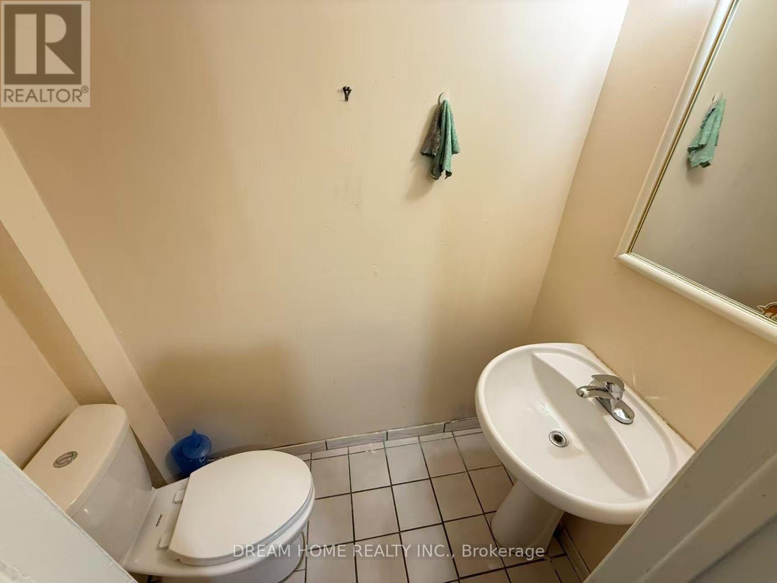 92 Rainier Square, Toronto, Ontario  M1T 3A2 - Photo 8 - E13775784