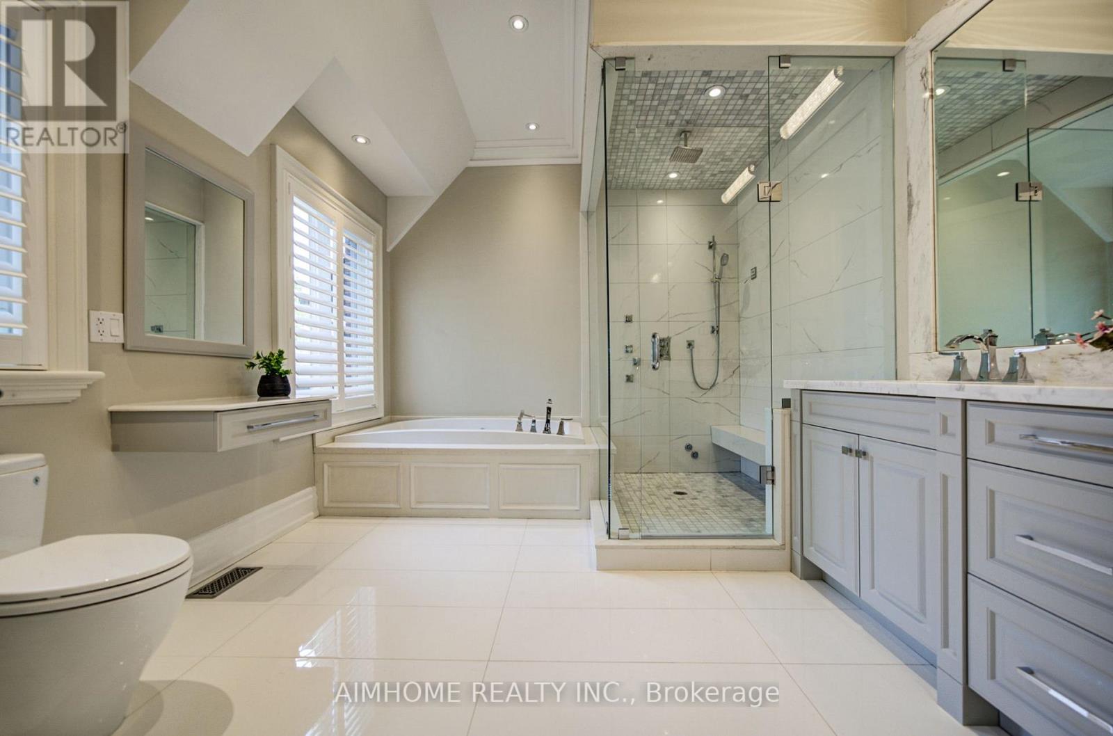 356 Hillcrest Avenue, Toronto, Ontario  M2N 3P8 - Photo 34 - C13799038