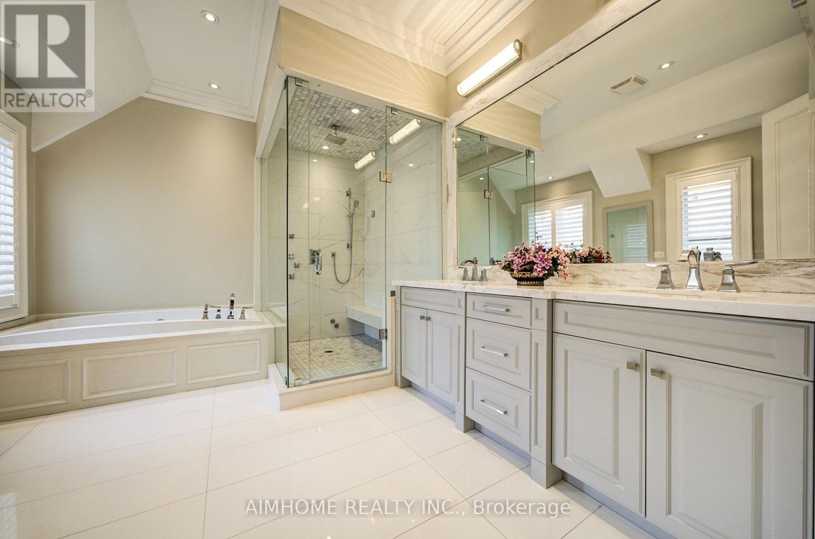 356 Hillcrest Avenue, Toronto, Ontario  M2N 3P8 - Photo 35 - C13799038