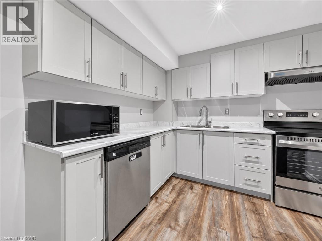 31 Vega Crescent, Stoney Creek, Ontario  L8E 4S6 - Photo 33 - 40864207